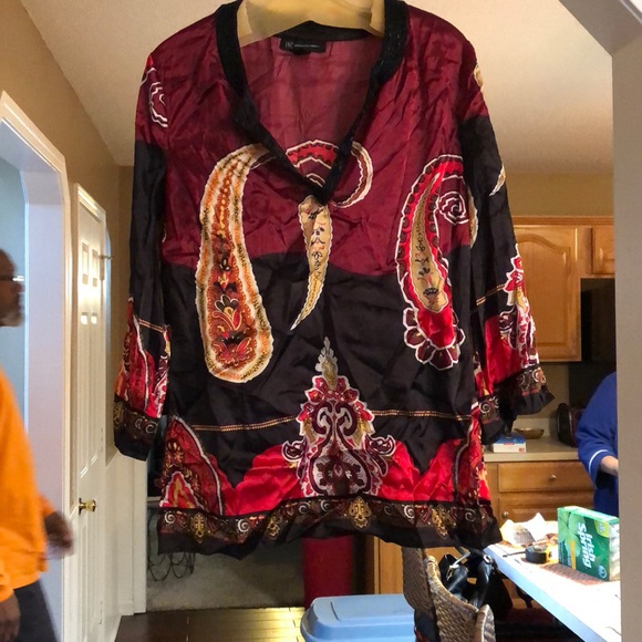 Silk 3 quarter sleeve shirt - Picture 1 of 3